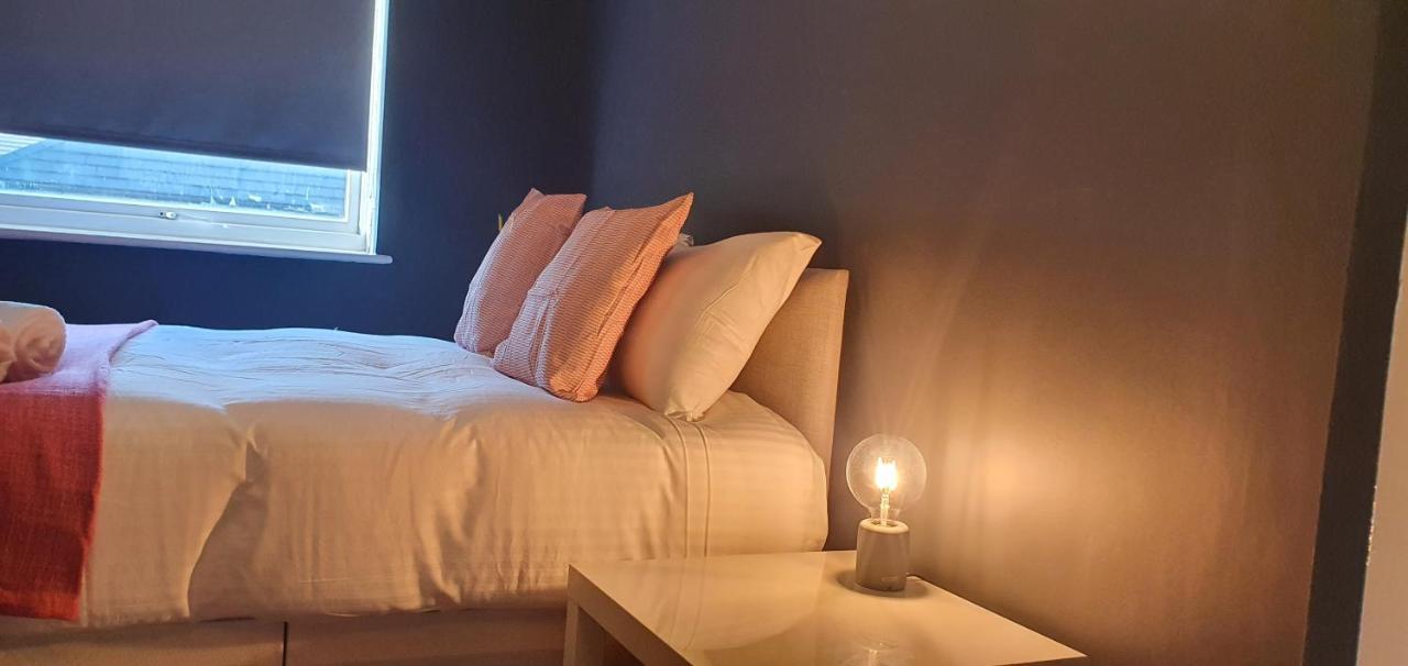 The Court Apartment Брайнтри Екстериор снимка